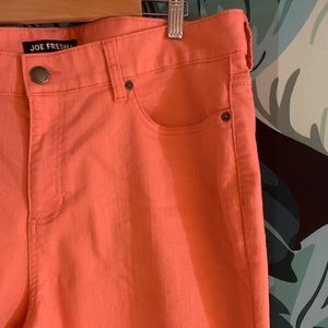 Ankle cropped peach denim pant